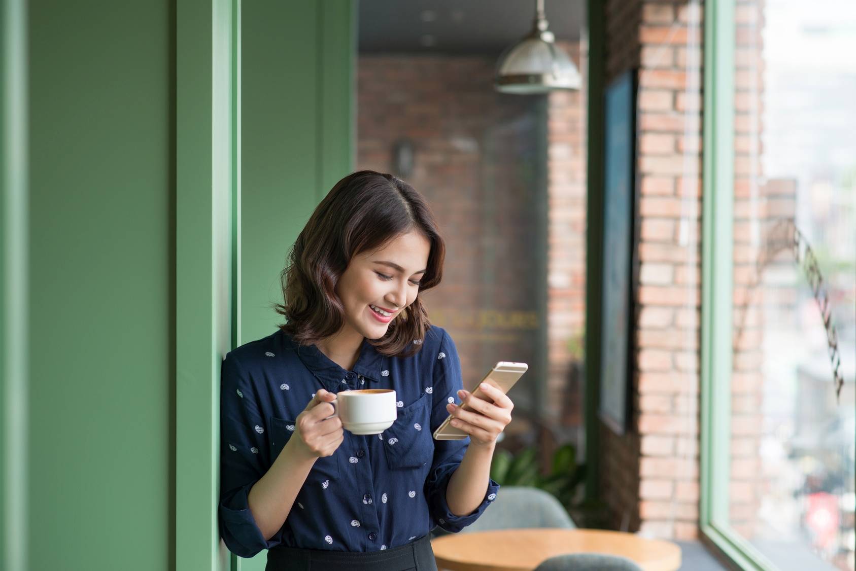 Uzależnienie od telefonu. Fonoholizm jako choroba XXI wieku.