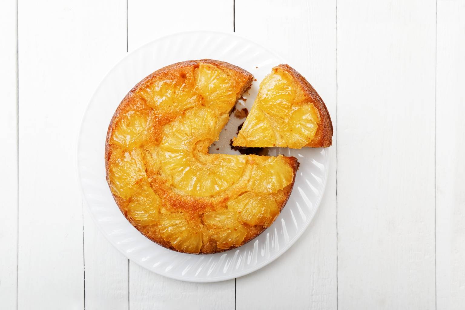 Ciasto ananasowe - deser dla osób z celiakią.