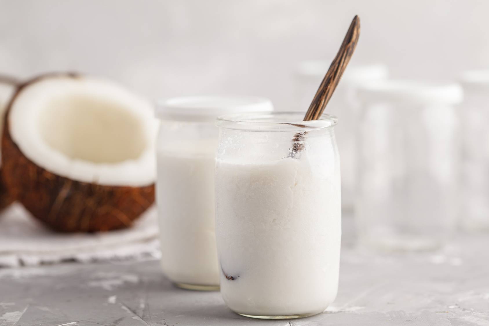 Jak zrobić domowy jogurt kokosowy?