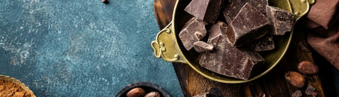 5 powodów, dla których warto jeść gorzką czekaladę