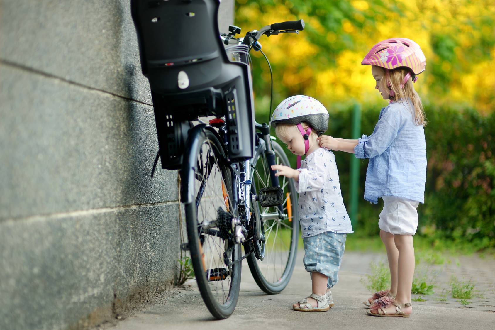 Jazda z dzieckiem na rowerze - jakie są podstawowe zasady?
