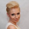 Joanna Zielewska - pielęgniarka, edukatorka w tematyce wczesnego wykrywania raka piersi i nauki samobadania piersi na fantomach, prezes Łódzkiej Fundacji „Kocham życie”
