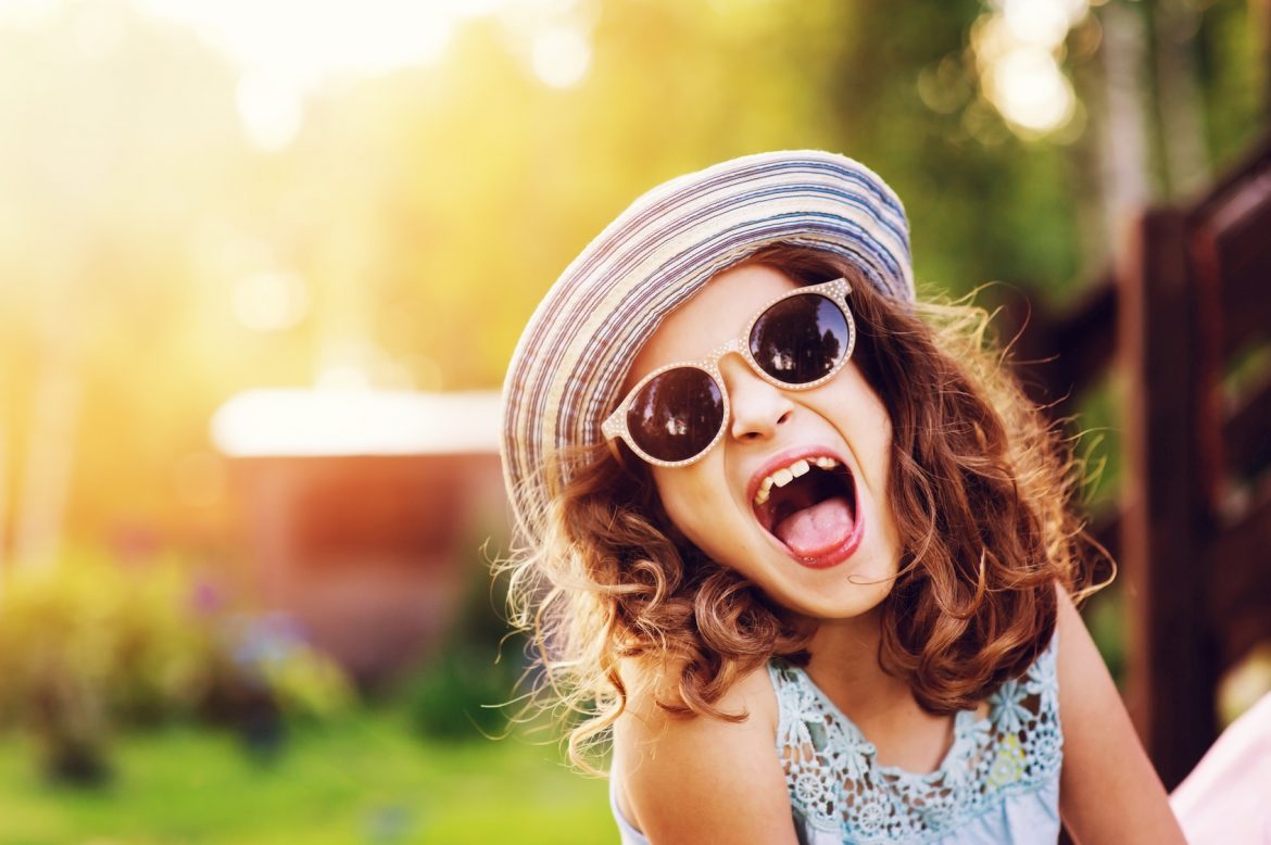 Okulary przeciwsłoneczne dla dzieci - jakie wybrać?