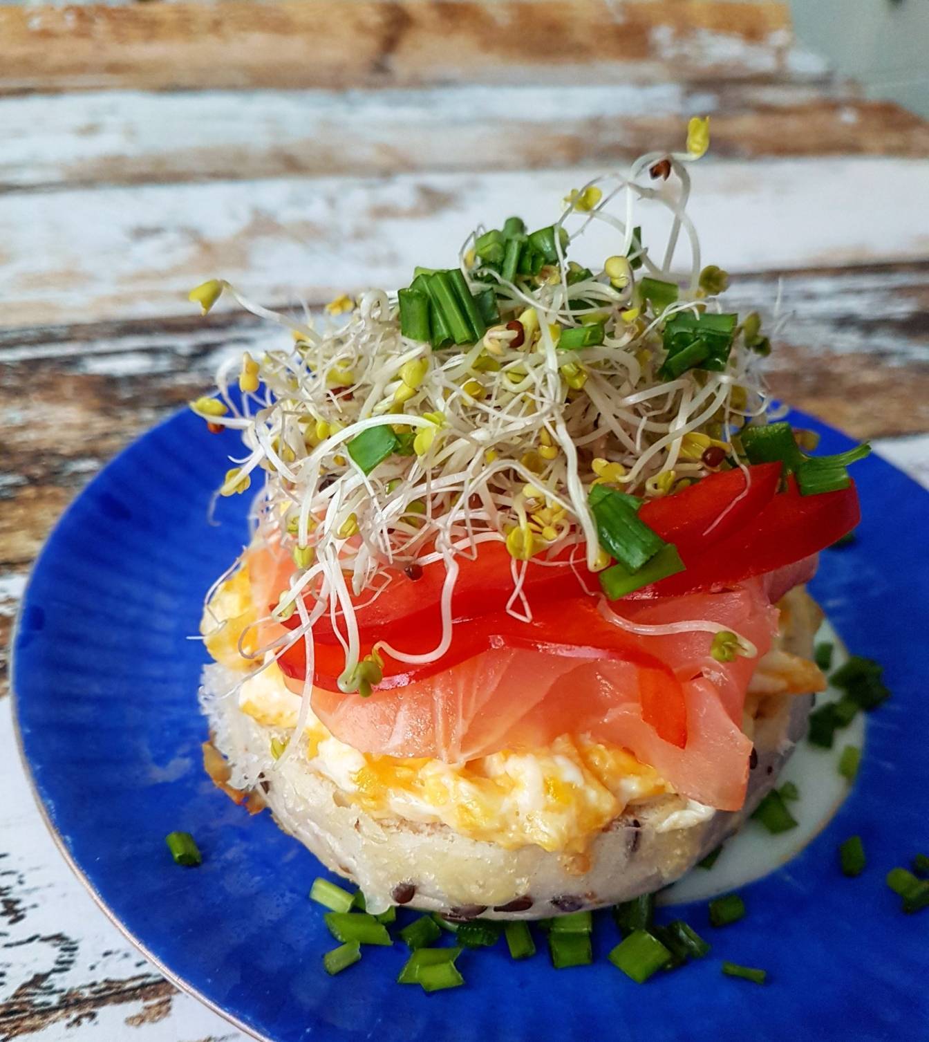 Pasta jajeczna z sezamem i kiełkami - przepisy na kiełki Agnieszki Żelazko.