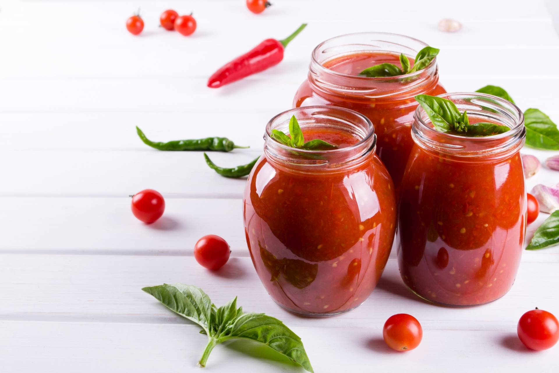 Przepis na sos pomidorowy - dieta lekkostrawna.