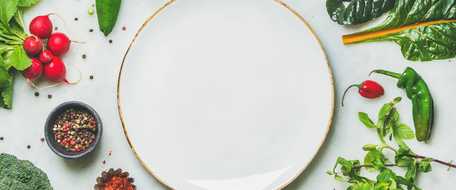 Pandemia koronawirusa - czego lepiej nie jeść?