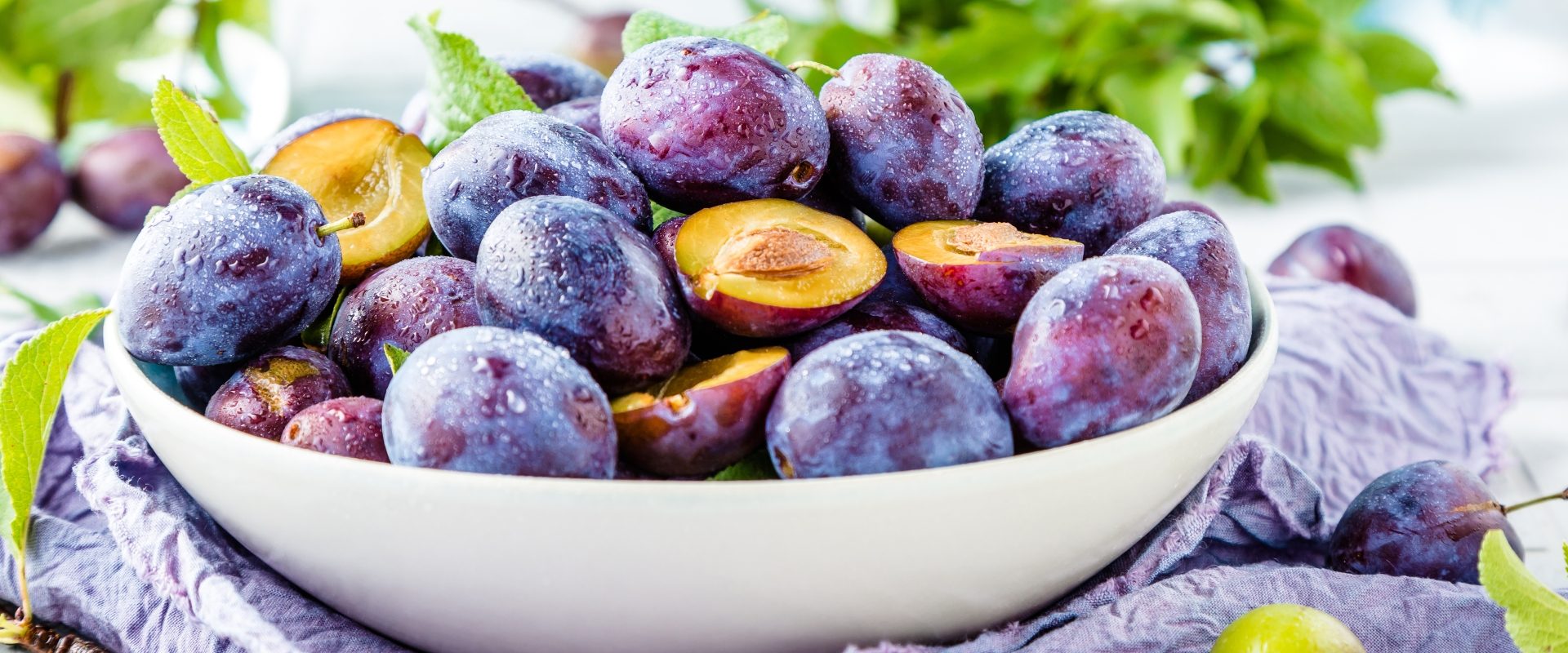 Śliwki na pożegnanie lata. Sprawdź przepisy ze śliwkami.